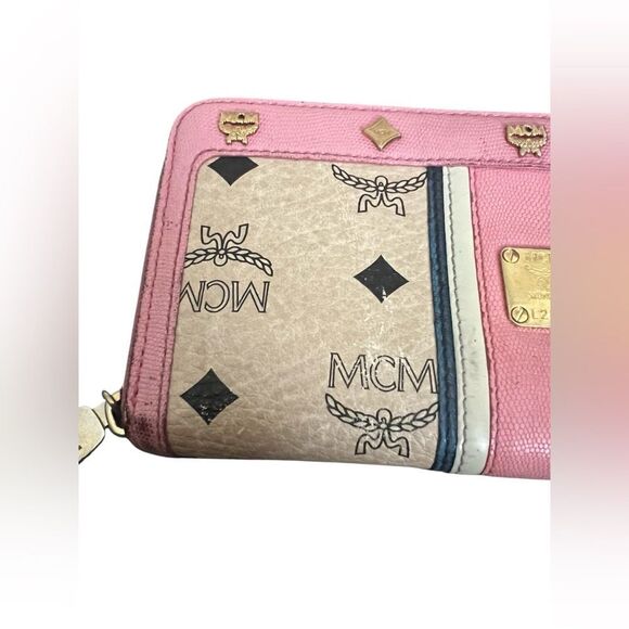 MCM Ziparound Wallet - Picture 3 of 13